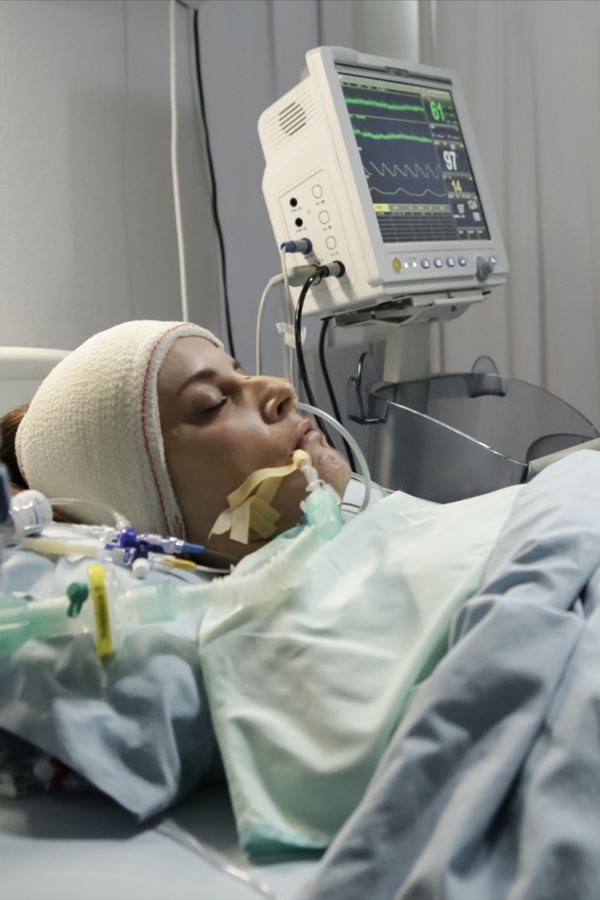 Amor Amor: personagem da novela da SIC 'ligada às máquinas' estava ligada a uma impressora Amor Amor: personagem da novela da SIC 'ligada às máquinas' estava ligada a uma impressora