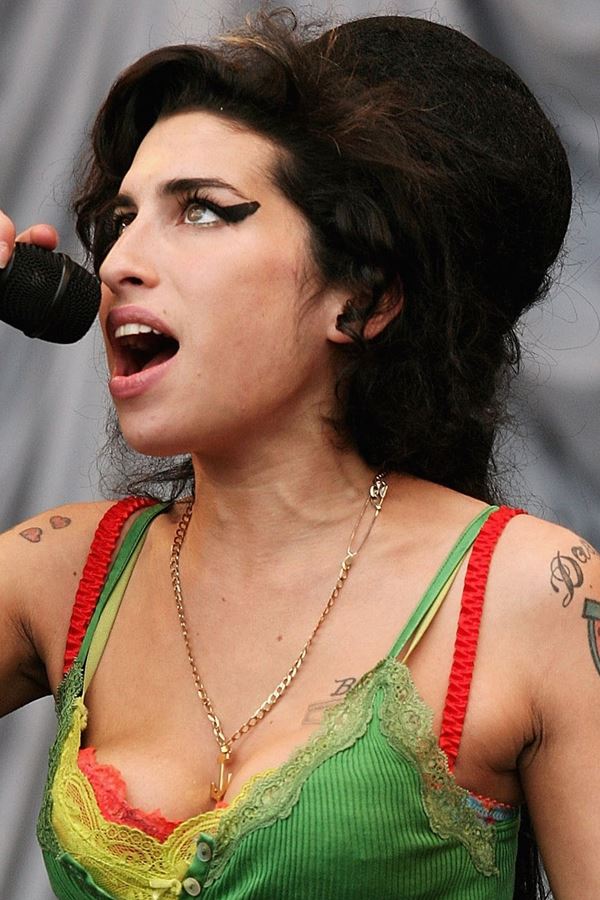 O novo livro sobre Amy Winehouse.