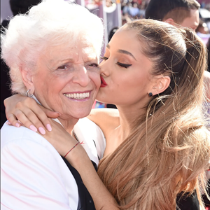 Avó de Ariana Grande, “Nonna”, morre aos 99 anos