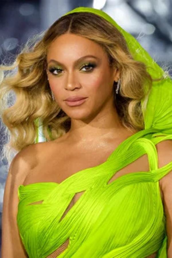 Beyoncé celebra 20 anos de 'B'Day' com música inédita!