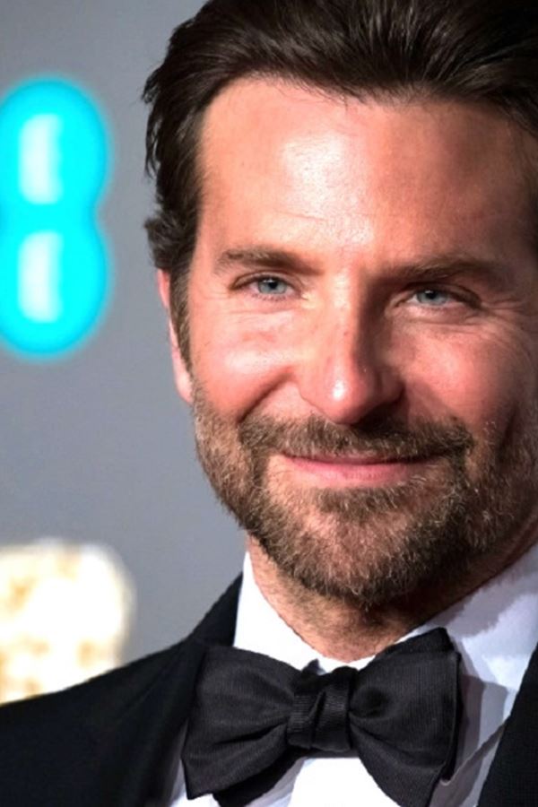 Bradley Cooper está numa relação?