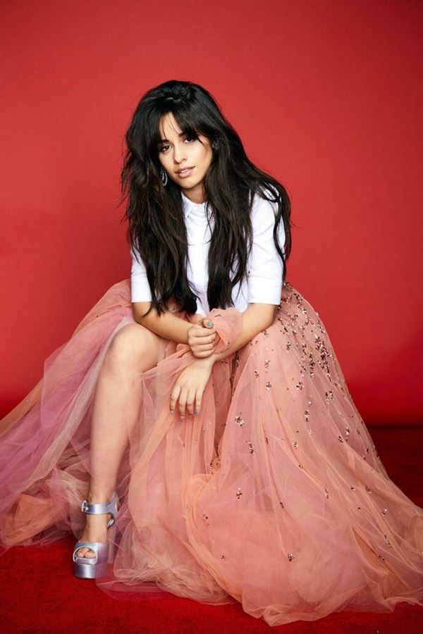 Camila Cabello mostra mais do que devia