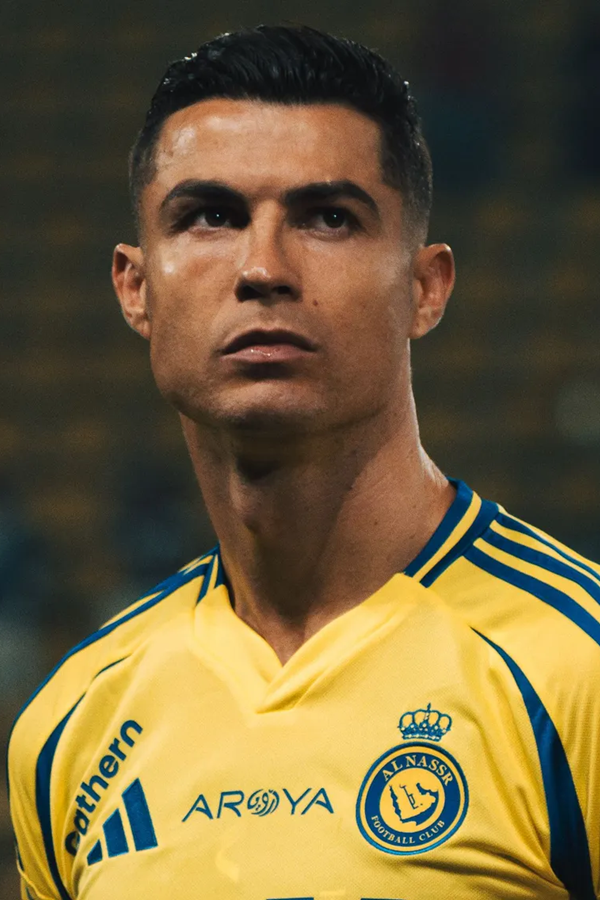 Cristiano Ronaldo em greve: não entra em campo na partida contra o Al-Riyadh!