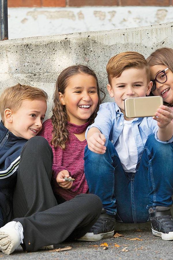 Austrália vai proibir acesso a redes sociais Austrália vai proibir acesso a redes sociais