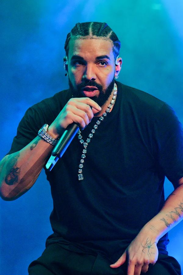 Próximo capítulo de Drake promete continuar o beef com Kendrick Lamar