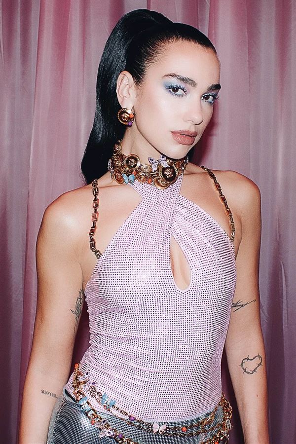 Novo single de Dua Lipa a caminho!