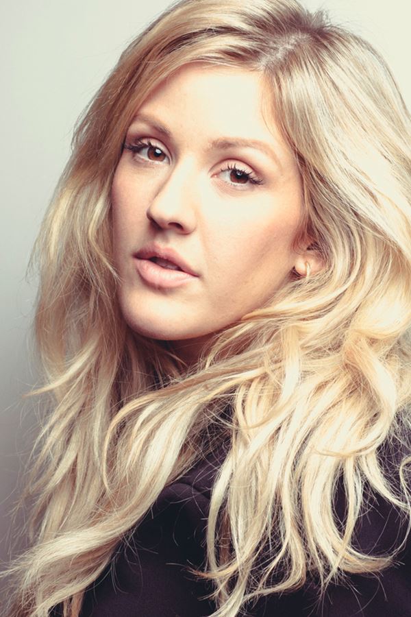 Ellie Goulding dividida: fãs ou ambiente?