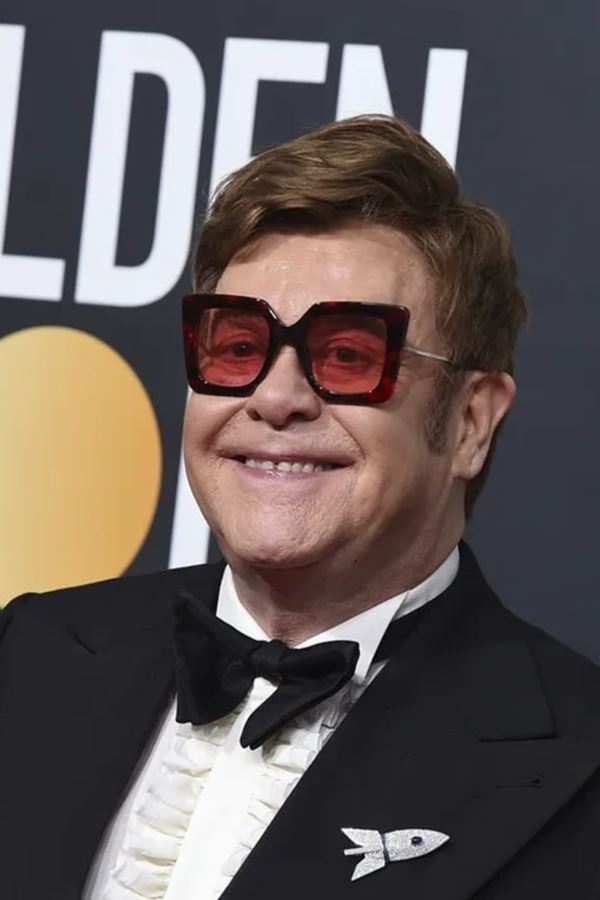 Elton John faz revelação inesperada...