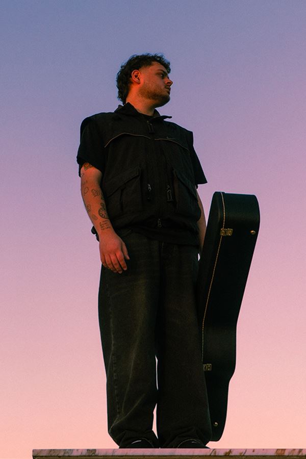 O toque português no novo álbum de Don Toliver!