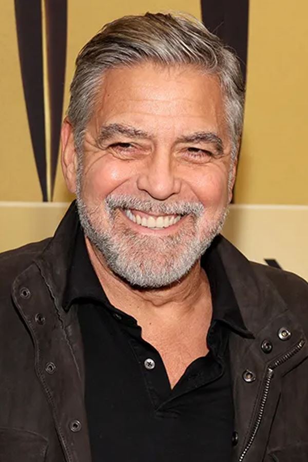 George Clooney é oficialmente francês