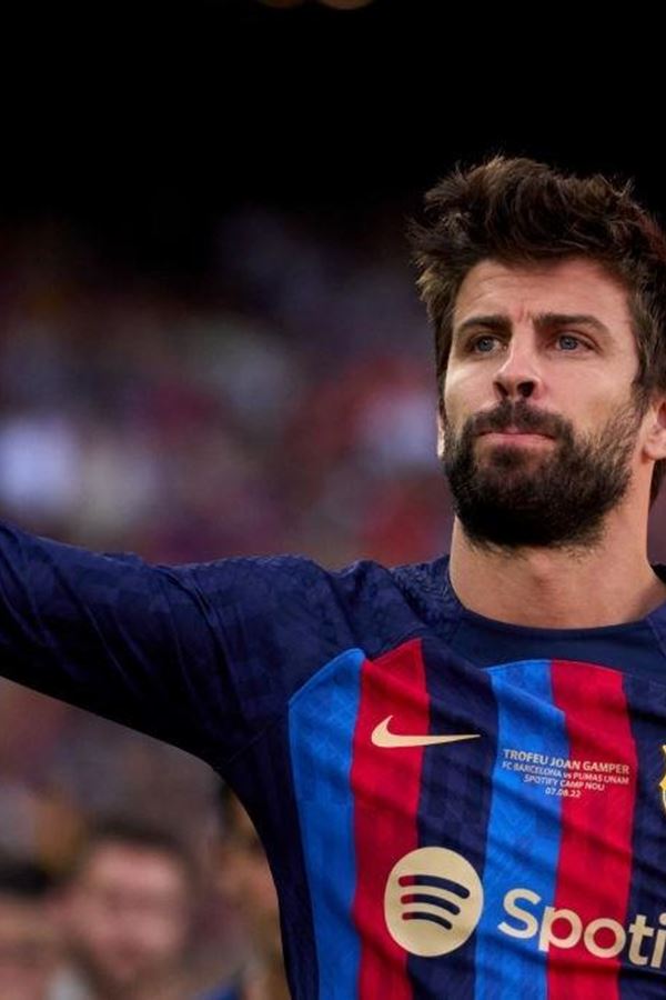 Piqué ignora acordo com Shakira