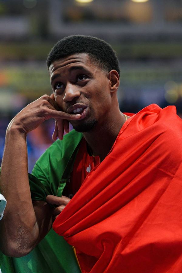 Portugal é campeão mundial de salto em comprimento!