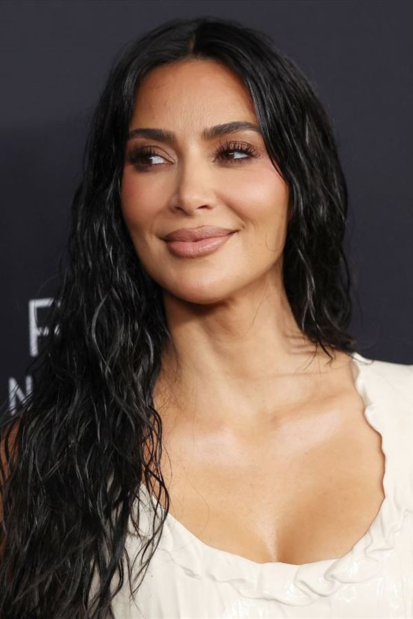 Kim Kardashian reprova no exame da ordem… outra vez! Kim Kardashian reprova no exame da ordem… outra vez!