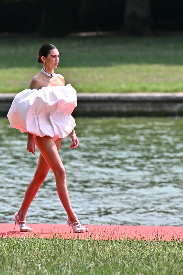 O desfile da Jacquemus Fall 2023 está a dar que falar…