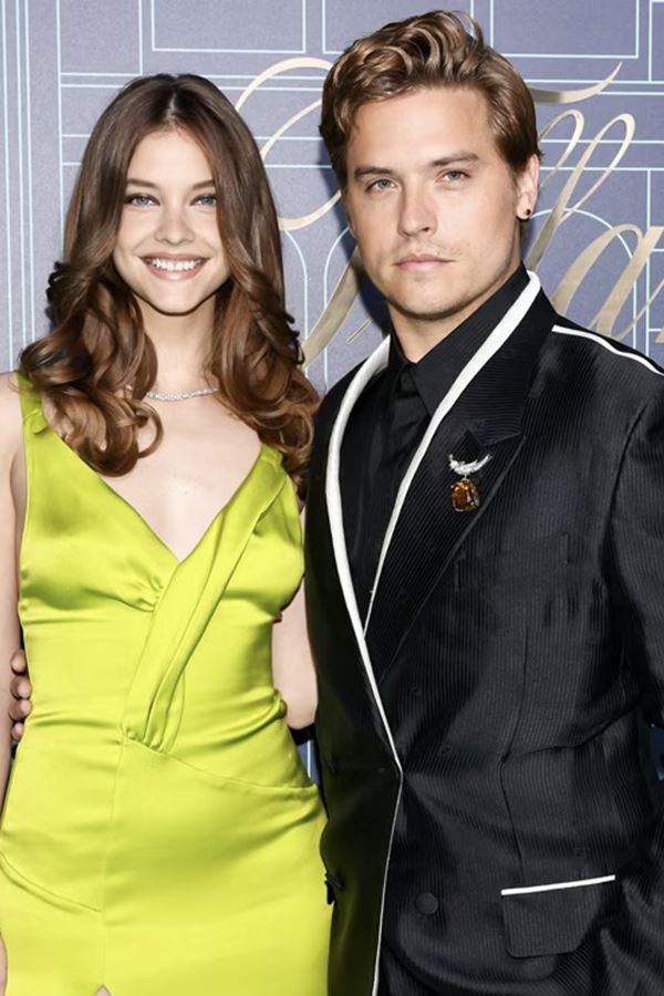 Casa de Dylan Sprouse e Barbara Palvin invadida