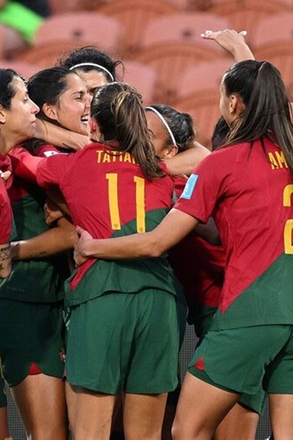 Vitória de Portugal no Campeonato de Mundo de futebol feminino