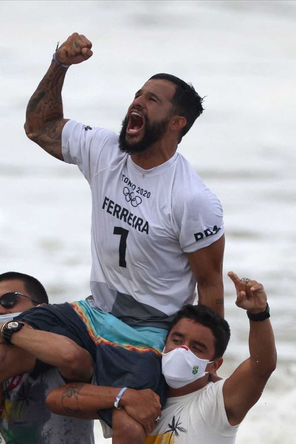 Ítalo Ferreira é o primeiro da história!