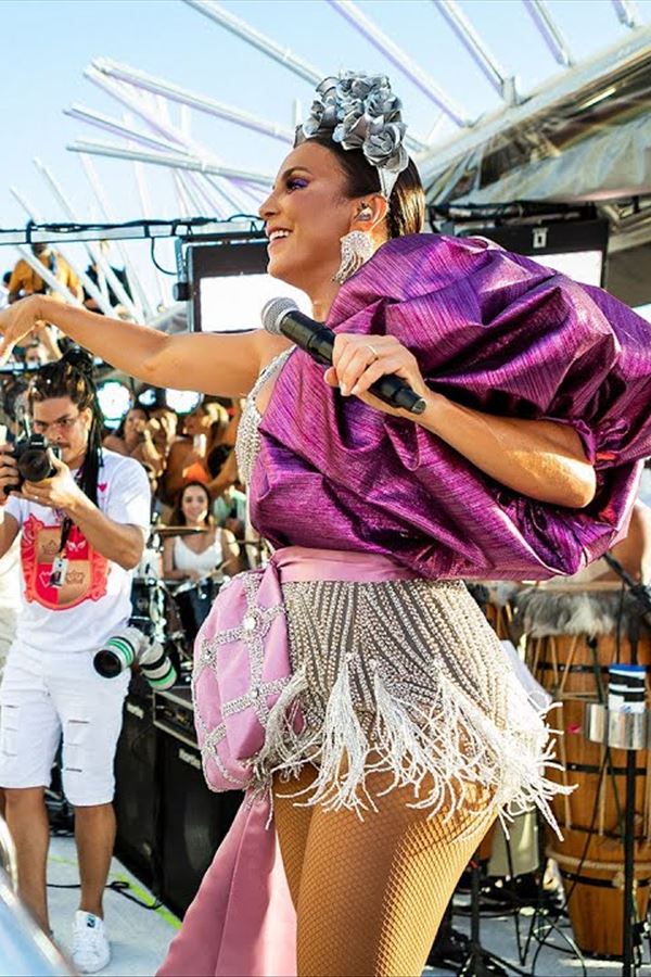 Ivete Sangalo quer desistir do trio elétrico?