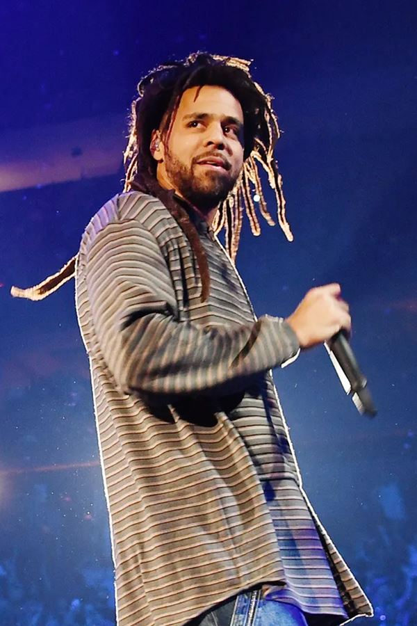 Novo álbum de J. Cole já tem data de lançamento Novo álbum de J. Cole já tem data de lançamento