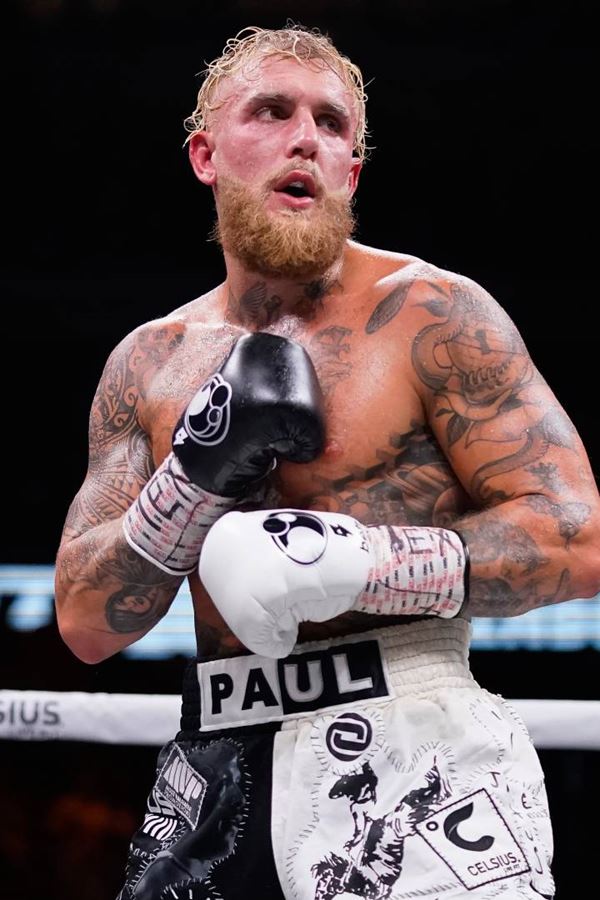 Guerra em família e polémica no Super Bowl: Jake Paul ataca Bad Bunny e leva resposta inesperada