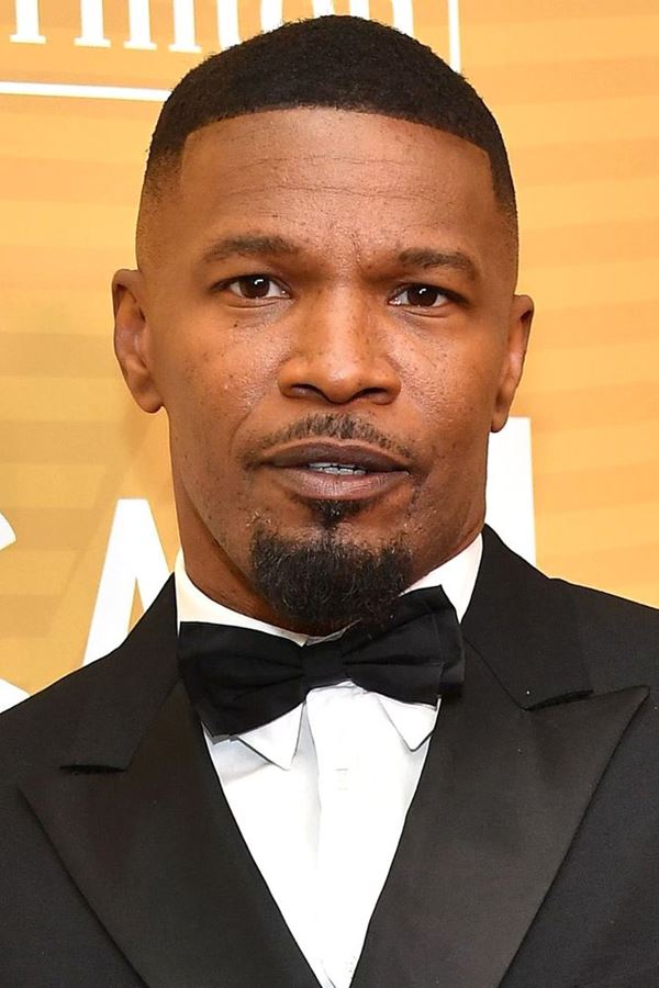 Jamie Foxx explica "internamento mistério"