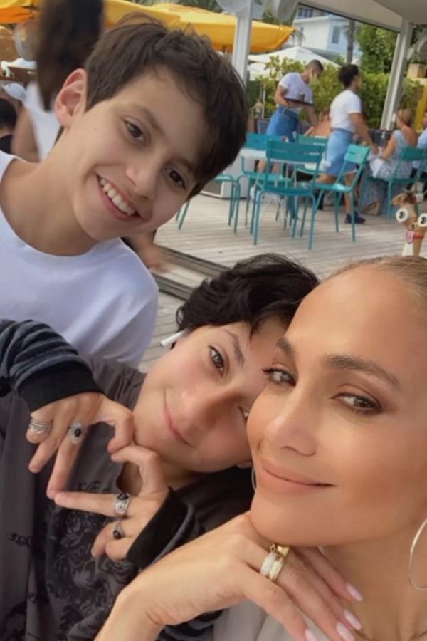 A promessa pós divórcio que Jennifer Lopez fez aos filhos... A promessa pós divórcio que Jennifer Lopez fez aos filhos...