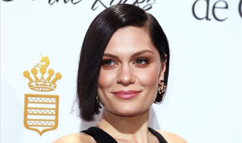 Jessie J diagnosticada com cancro da mama