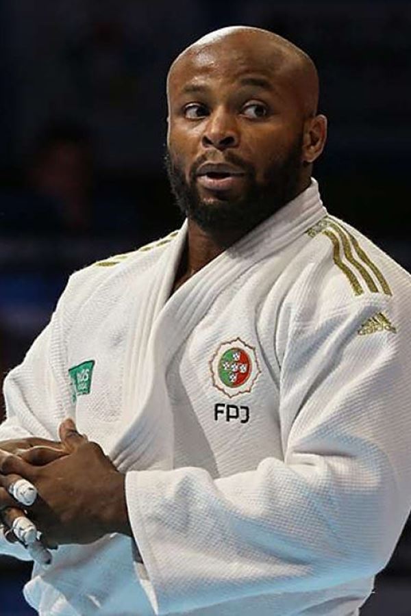 E vão 3 para o judoca Jorge Fonseca!