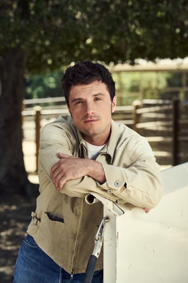 Josh Hutcherson assumiu não ser swiftie e foi criticado Josh Hutcherson assumiu não ser swiftie e foi criticado