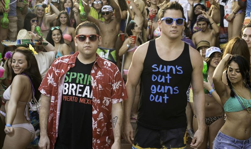 "24 Jump Street" regressa com uma nova vida, mas com a dupla original