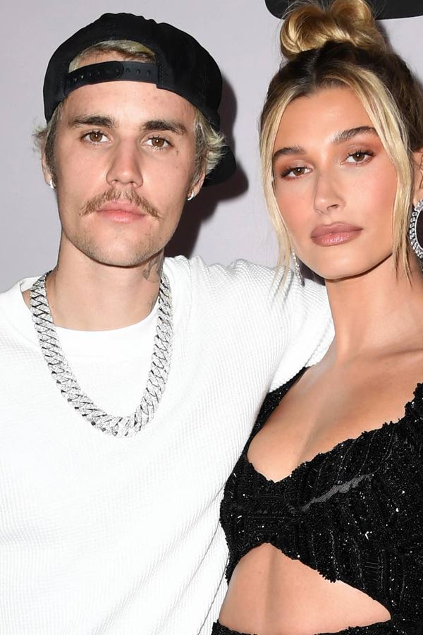 Justin Bieber assinala data importante com Hailey