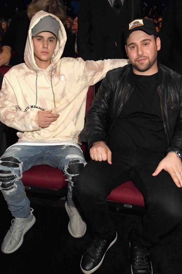 Fanpage de Justin Bieber era manipulada por Scooter Braun