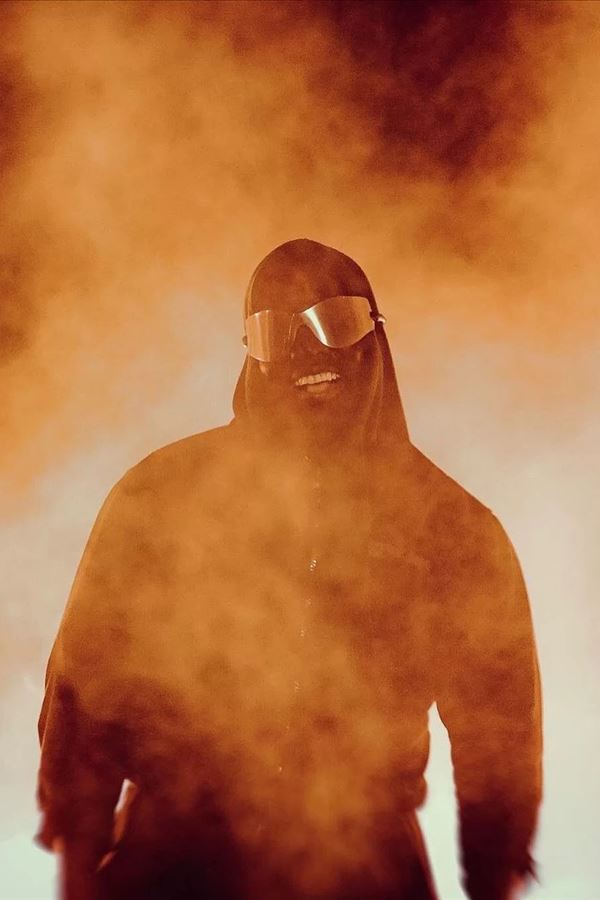 Olha só quem decidiu aparecer no Rolling Loud Miami!