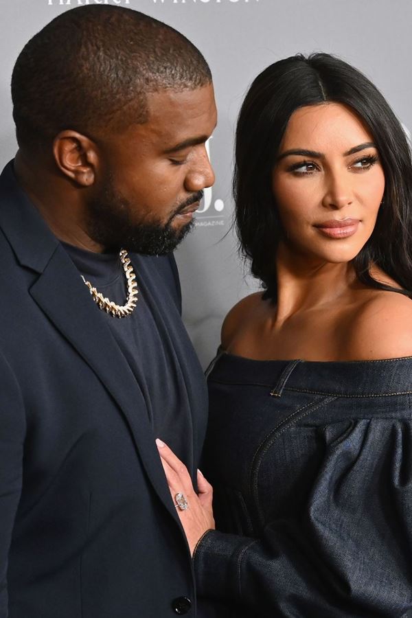 O estranho presente de Kanye para Kim...