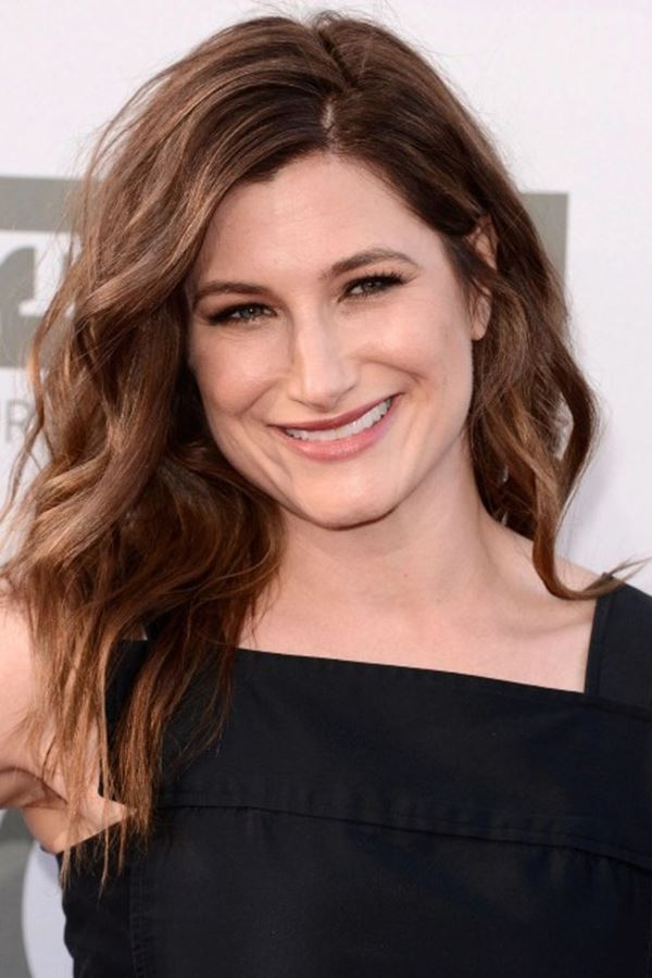 Kathryn Hahn poderá ser a Mother Gothel em “Entrelaçados”