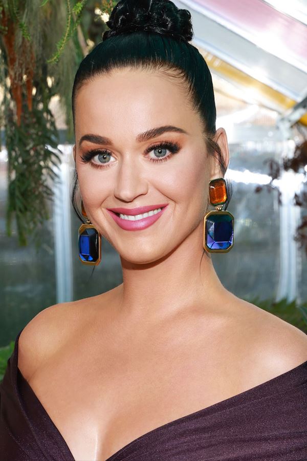 Katy Perry alcança feito histórico!