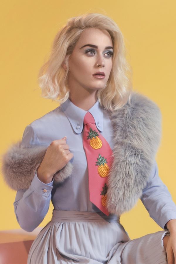 Katy Perry solidária com a China