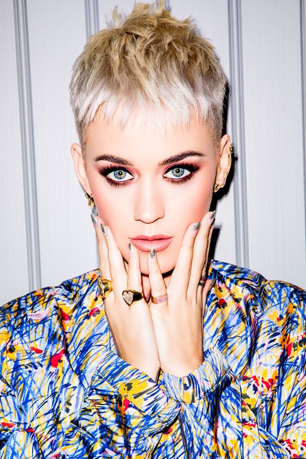 "Katy... quem?!"