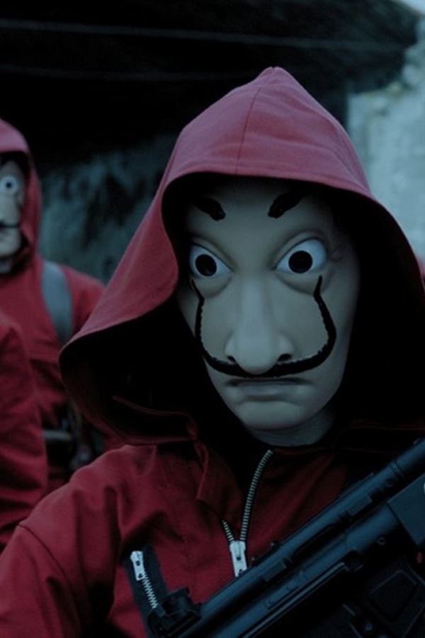 O universo de "La Casa de Papel" está de volta!