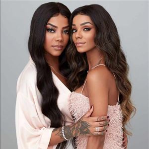 Ludmilla e Brunna dão as boas vindas a Zuri!