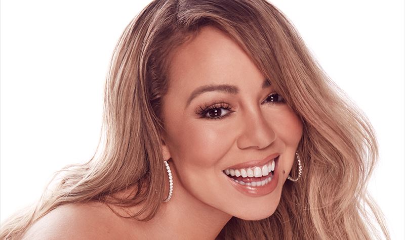 O Natal chegou mais cedo! Depois de sete anos Mariah Carey está de volta