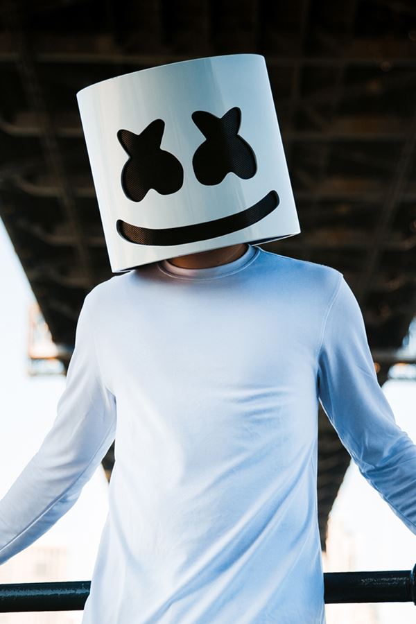 Marshmello vai à bola (contigo)!