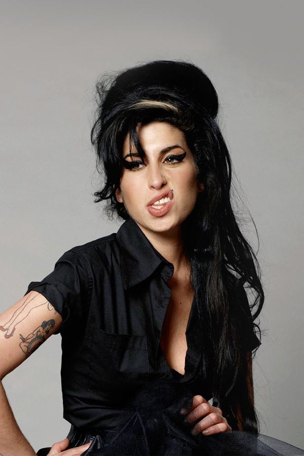 Saiu o trailer do filme de Amy Winehouse!