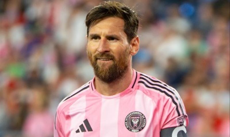 Messi atingiu os 900 golos na carreira (meta apenas alcançada por Ronaldo!)