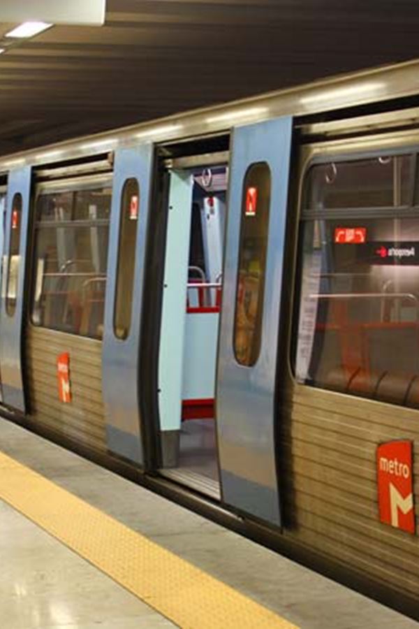 Metro de Lisboa fechado temporariamente.