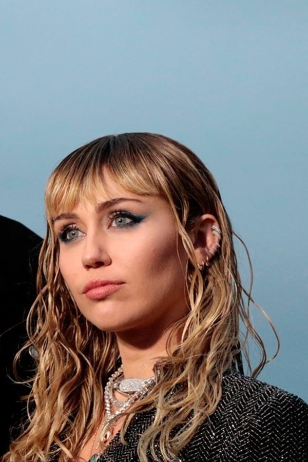 Miley Cyrus foi traída por Liam Hemsworth com Jennifer Lawrence?