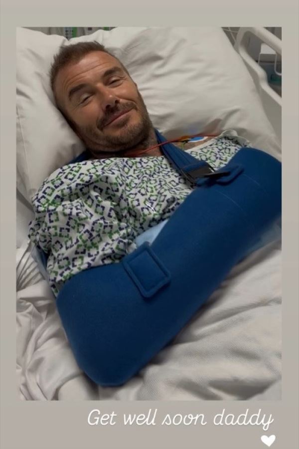 David Beckham hospitalizado após “dores insuportáveis” David Beckham hospitalizado após “dores insuportáveis”