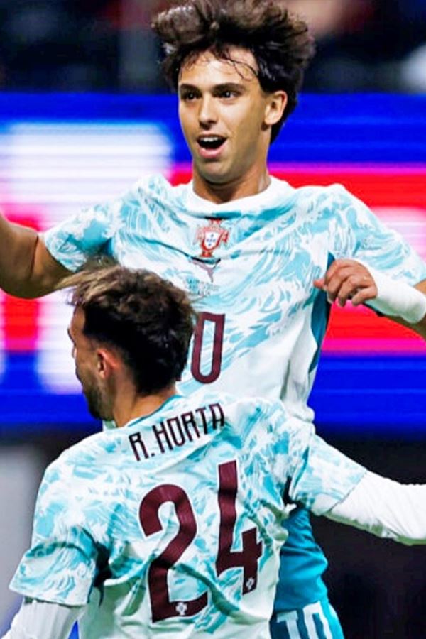 Portugal vence aos Estados Unidos por 2-0