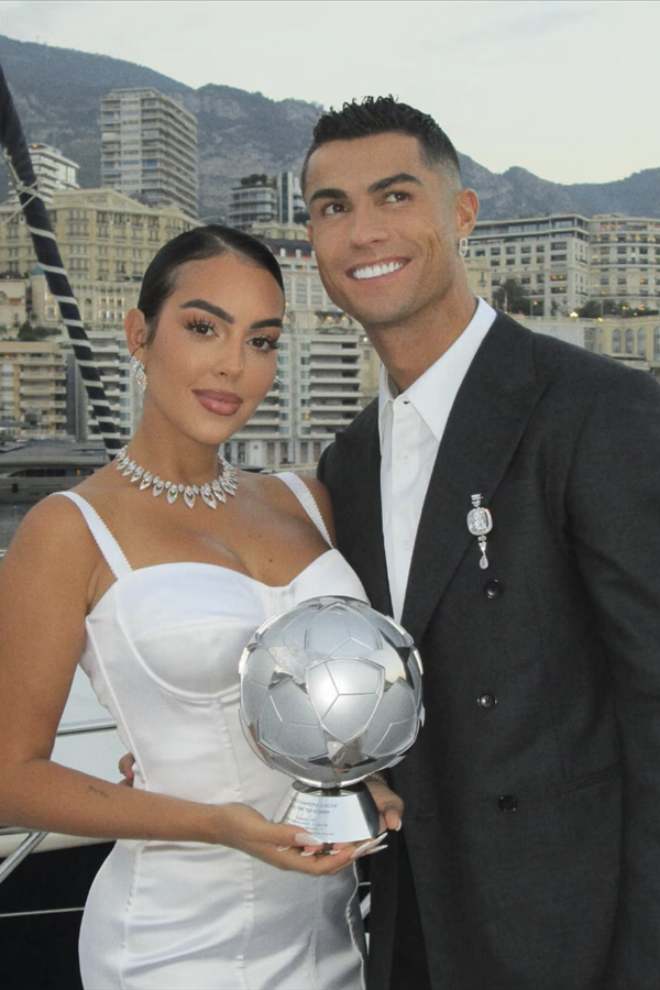 Depois do Mundial, Ronaldo quer o título mais especial: o de Marido!