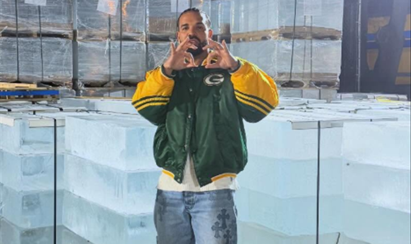 Iceman chegou: A escultura de gelo que esconde a data de lançamento do novo álbum de Drake Iceman chegou: A escultura de gelo que esconde a data de lançamento do novo álbum de Drake